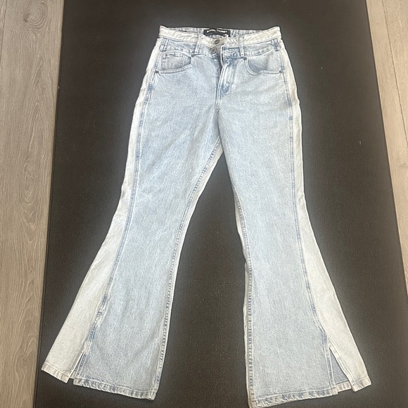 Social Tourist two tone Flared Women's Jeans size 26R - Picture 1 of 10